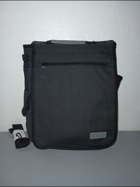 Bella Russo Canvas Messenger Bag